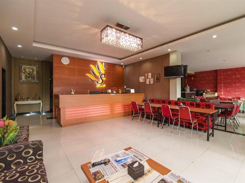 红多兹Plus酒店-近桑卡里昂公园 马塔兰 外观 照片